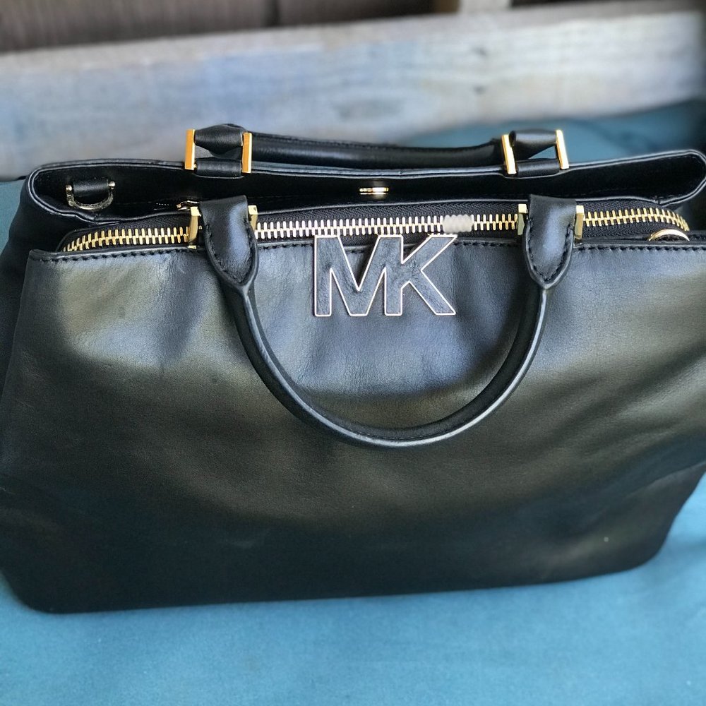 michael kors purse